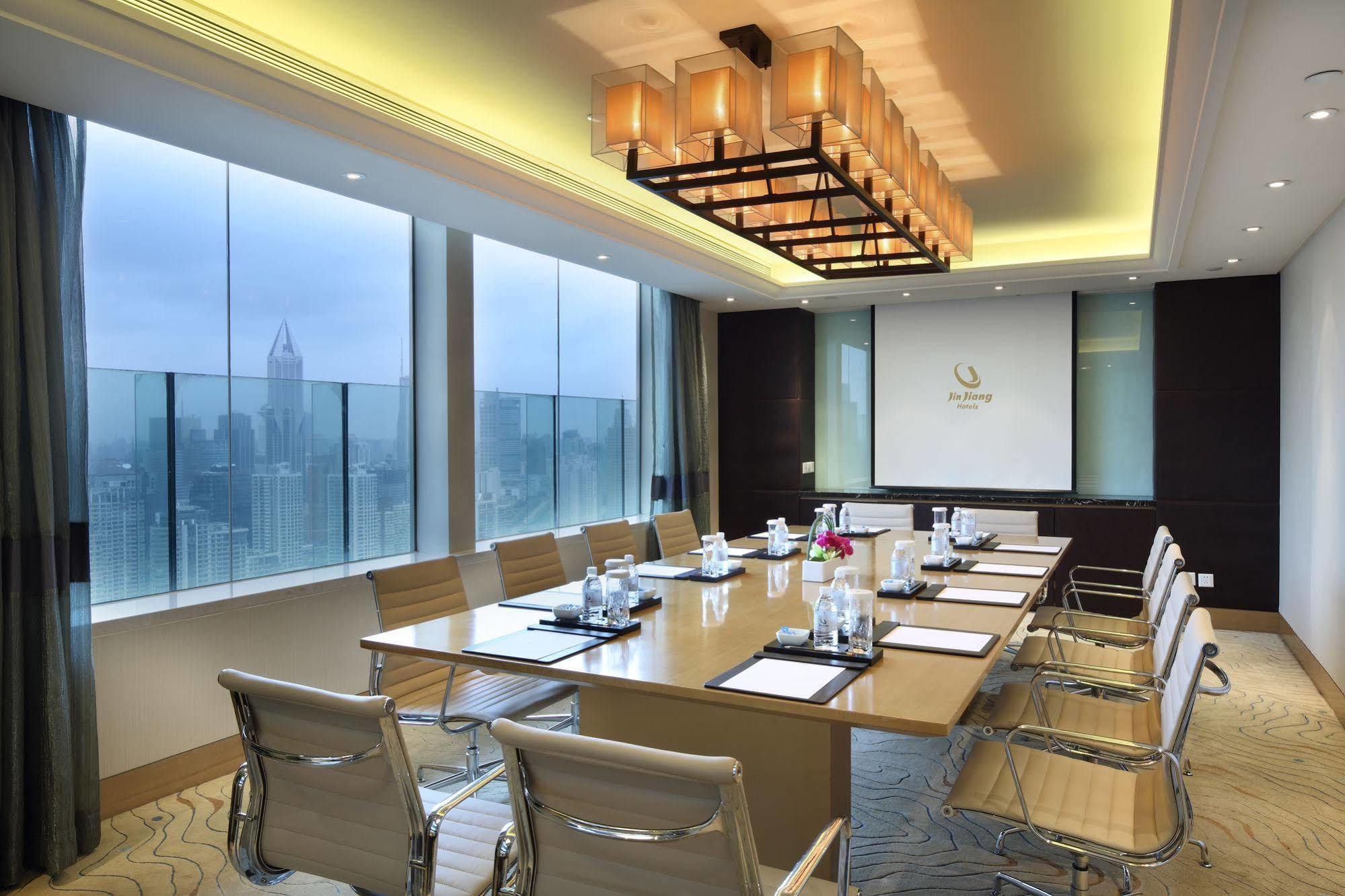 Jin Jiang Tower Hotel Shanghai