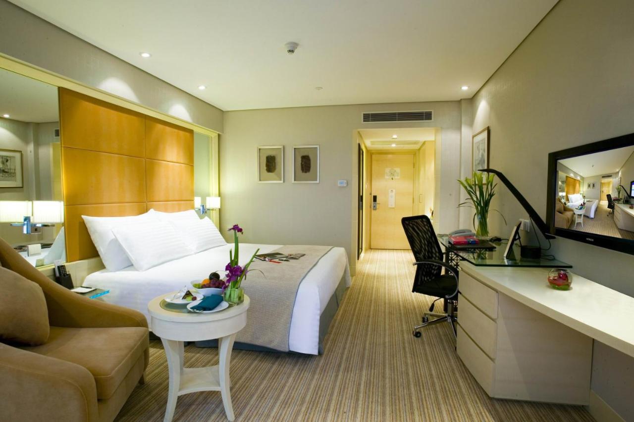 Jin Jiang Tower Hotel 5*